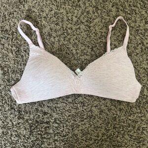 PINK by Victoria’s Secret Everday Wireless Bra 34A
